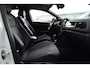 Volkswagen T-Roc 1.5 TSI R-Line Business 150pk Panoramadak/Stoelverwarming/Camera