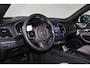 Volvo XC90 T8 Recharge AWD Ultra Bright - Luchtvering - Panorama/schuifdak - IntelliSafe Assist & Surround - 360º Camera - Bowers & Wilkins audio - Adaptieve LED koplampen - Verwarmde voorstoelen, stuur & achterbank - Parkeersensoren voor & achter - Elektr. bedienb. voorstoelen met geheugen - Head up display - Draadloze tel. lader - Extra getint glas - Elektr. inklapbare trekhaak - 21' LMV