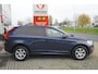 Volvo XC60 2.0 T5 FWD Kinetic / Stoelverwarming / Climate control / Bluetooth / Trekhaak