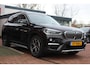 BMW X1 (f48) sDrive20i Aut *Orange Edition* | Trekhaak | Cruise & Climate Control | Camera | Stoel verwarming | Navigatie | Leder | Privacy | PDC | Orig.NL |