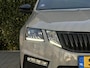 Skoda Octavia Combi 2.0 TSI RS 230 Business, NAVI, CRUISE, CLIMATE CONTROL, STOELVERWARMING, ELEKTRISCHE KOFFERKLEP, LED, PDC, LICHTMETAAL 18"