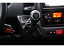 Peugeot Boxer 2.2 BlueHDI 140PK L3H2 / NAVI / CLIMA / LED / PDC / / 17" LMV / TREKHAAK / SIDEBARS / OPRIJPLAAT / 1E EIGENAAR / NIEUWSTAAT !!