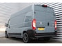 Peugeot Boxer 2.2 BlueHDI 140PK L3H2 / NAVI / CLIMA / LED / PDC / / 17" LMV / TREKHAAK / SIDEBARS / OPRIJPLAAT / 1E EIGENAAR / NIEUWSTAAT !!