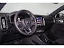 Volvo XC40 Recharge Twin Ultimate 82 kWh - Panorama/schuifdak - IntelliSafe Assist & Surround - 360º Camera - Harman/Kardon audio - Verwarmde voorstoelen & stuur - Parkeersensoren voor & achter - Elektr. bedienb. voorstoelen met geheugen links - Draadloze tel. lader - Extra getint glas - Warmtepomp - 19' LMV