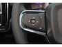 Volvo XC40 Recharge Twin Ultimate 82 kWh - Panorama/schuifdak - IntelliSafe Assist & Surround - 360º Camera - Harman/Kardon audio - Verwarmde voorstoelen & stuur - Parkeersensoren voor & achter - Elektr. bedienb. voorstoelen met geheugen links - Draadloze tel. lader - Extra getint glas - Warmtepomp - 19' LMV