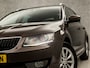 Skoda Octavia Combi 1.0 TSI Greentech Deluxe Automaat (PANORAMADAK, NAVIGATIE, CLIMATE, LEDER/ALCANTARA, CANTON AUDIO, STOELVERWARMING, SPORTSTOELEN, CRUISE, GETINT GLAS, TREKHAAK, PARKEERSENSOREN, NIEUWE APK, NIEUWSTAAT)