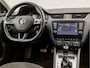 Skoda Octavia Combi 1.0 TSI Greentech Deluxe Automaat (PANORAMADAK, NAVIGATIE, CLIMATE, LEDER/ALCANTARA, CANTON AUDIO, STOELVERWARMING, SPORTSTOELEN, CRUISE, GETINT GLAS, TREKHAAK, PARKEERSENSOREN, NIEUWE APK, NIEUWSTAAT)