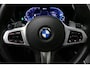 BMW 3-Serie Touring 330e xDrive M Sport / M340i Diffuser / Black Diamond M Grill / M340i M Sport bumper pakket / Schuif-/kanteldak / Elektr. verstelbare voorstoelen (links met memory) / Stoelverwarming / Apple Carplay - Android Auto / Achteruitrijcamera / Trekhaak (zwenkbaar) / Luxe lederen bekleding / 19'' LMV / Shadow Line / Full LED / Cruise Control / Draadloze telefoonlader