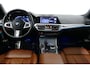BMW 3-Serie Touring 330e xDrive M Sport / M340i Diffuser / Black Diamond M Grill / M340i M Sport bumper pakket / Schuif-/kanteldak / Elektr. verstelbare voorstoelen (links met memory) / Stoelverwarming / Apple Carplay - Android Auto / Achteruitrijcamera / Trekhaak (zwenkbaar) / Luxe lederen bekleding / 19'' LMV / Shadow Line / Full LED / Cruise Control / Draadloze telefoonlader