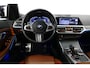 BMW 3-Serie Touring 330e xDrive M Sport / M340i Diffuser / Black Diamond M Grill / M340i M Sport bumper pakket / Schuif-/kanteldak / Elektr. verstelbare voorstoelen (links met memory) / Stoelverwarming / Apple Carplay - Android Auto / Achteruitrijcamera / Trekhaak (zwenkbaar) / Luxe lederen bekleding / 19'' LMV / Shadow Line / Full LED / Cruise Control / Draadloze telefoonlader