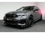 BMW 3-Serie Touring 330e xDrive M Sport / M340i Diffuser / Black Diamond M Grill / M340i M Sport bumper pakket / Schuif-/kanteldak / Elektr. verstelbare voorstoelen (links met memory) / Stoelverwarming / Apple Carplay - Android Auto / Achteruitrijcamera / Trekhaak (zwenkbaar) / Luxe lederen bekleding / 19'' LMV / Shadow Line / Full LED / Cruise Control / Draadloze telefoonlader