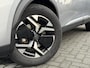 Peugeot 2008 GT 1.2 Hybrid 136PK e-DCS6 Automaat Navigatie, Achteruitrijcamera, Keyless, Parkeersensoren, Adaptieve Cruise Control, Apple Carplay, Android Auto