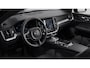 Volvo V60 2.0 T8 Plug-in hybrid AWD Plus Perform. Ed. Dark Adaptieve Cruise Control | Dode hoek detectie | Extra getint glas | Elektr. verstelbare voorstoelen | Harman Kardon Audio | Sportstoelen | 19" lichtmetalen velgen |
