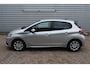 Peugeot 208 1.2 PureTech Active O.a: PDC, Clima, Navi, Cruise, Carplay, DAB, Etc. All-in prijs!