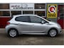 Peugeot 208 1.2 PureTech Active O.a: PDC, Clima, Navi, Cruise, Carplay, DAB, Etc. All-in prijs!