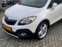 Opel Mokka 1.4 T Cosmo 140PK NL AUTO NAP! Schuifdak l Navi l Camera l 19"LMV l Leer l Stoel&stuurverwarming! 1e eigenaar l DEALER