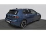 Volkswagen Golf 1.5 eTSI Automaat R-Line Edition | Demo | LED Matrix | 18" York velgen |
