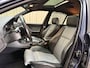 BMW 5-Serie 525i INDIVIDUAL / M-Sport / TOLEDOBLAU MET. / Schuif-Kanteldak / Leder / Memory / Stoelverwarming / Navigatie / Cruise / 17'' LMV
