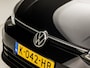 Volkswagen Golf 1.0 eTSI Sport Automaat (APPLE CARPLAY, GROOT NAVI, MEMORY SEATS, CAMERA, ALCANTARA, SPORTSTOELEN, GETINT GLAS, KEYLESS, SFEERVERLICHTING, LED PLUS KOPLAMPEN, NIEUWSTAAT)