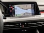 Volkswagen Golf 1.0 eTSI Sport Automaat (APPLE CARPLAY, GROOT NAVI, MEMORY SEATS, CAMERA, ALCANTARA, SPORTSTOELEN, GETINT GLAS, KEYLESS, SFEERVERLICHTING, LED PLUS KOPLAMPEN, NIEUWSTAAT)