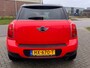 MINI Countryman Mini 1.6 Cooper Pepper 122PK! Stoelverwarming l Airco l 17'LMV l Two tone zwart dak! DEALER OH l TOPSTAAT!