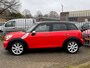 MINI Countryman Mini 1.6 Cooper Pepper 122PK! Stoelverwarming l Airco l 17'LMV l Two tone zwart dak! DEALER OH l TOPSTAAT!