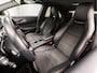 Mercedes-Benz CLA 180 AMG Sport Automaat (GROOT NAVI, LEDER/ALCANTARA, DIAMOND GRILL, GETINT GLAS, SPORTSTOELEN, CRUISE, ZWART HEMEL, LED KOPLAMPEN, NIEUWSTAAT)