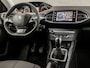 Peugeot 308 SW 1.2 PureTech Sport (NAVIGATIE, PARKEERSENSOREN, LM VELGEN, SPORTSTOELEN, CRUISE, BLUETOOTH, NIEUWSTAAT)