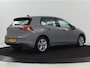 Volkswagen Golf 1.0 eTSI Life | Camera | Carplay | Navigatie | Sfeerverlichting | Parkeerhulp | Adaptive cruise | Digital Cockpit | Climate control | Bluetooth | Full LED