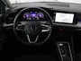 Volkswagen Golf 1.0 eTSI Life | Camera | Carplay | Navigatie | Sfeerverlichting | Parkeerhulp | Adaptive cruise | Digital Cockpit | Climate control | Bluetooth | Full LED
