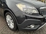 Opel Mokka 1.4 T 140 pk Cosmo | 18" LM Velgen | Stoel en Stuur verwarming | AGR Stoelen | Navigatie | Elektrisch pakket | Camera | Parkpilot | Cruise control