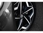 Volkswagen ID.3 First Plus 58 kWh | Achteruitrijcamera | Stoel/Stuurverwarming | IQ. Light |