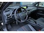 Lexus UX 250h F Sport Line |trekhaak|stuur/stoel verwarming|elek. stoel|headup|