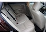 Volvo V60 Cross Country 2.0 D3 Summum Business Lederen interieur, Schuif- kanteldak, Cruise control, Navigatie, Voorstoelen en achterbank verwarmbaar