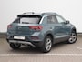 Volkswagen T-Roc Life Edition 1.0 TSI 116pk | Trekhaak | Achteruitrijcamera | Parkeersensoren | 17" velgen |