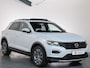 Volkswagen T-Roc 1.5 TSI Sport Panoramadak, ACC, Bluetooth, LED, Virtual,
