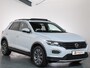 Volkswagen T-Roc 1.5 TSI Sport Panoramadak, ACC, Bluetooth, LED, Virtual,