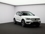 Volvo XC40 Recharge P8 AWD R-Design / Trekhaak / Panoramadak / Lederen Bekleding / 20" Wielen / Stoel+Stuurverwarming / All-Season Banden /