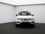 Volvo XC40 Recharge P8 AWD R-Design / Trekhaak / Panoramadak / Lederen Bekleding / 20" Wielen / Stoel+Stuurverwarming / All-Season Banden /