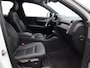 Volvo XC40 Recharge P8 AWD R-Design / Trekhaak / Panoramadak / Lederen Bekleding / 20" Wielen / Stoel+Stuurverwarming / All-Season Banden /