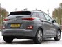 Hyundai Kona Electric EV Premium 64 kWh | NL-AUTO! | LEDER | CAMERA | DODE HOEK | ADAPTIVE CRUISE | ELEKTR. STOEL | STOELVERWARMING | PARK SENS V+A | PRACHTIGE STAAT!