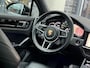 Porsche Cayenne COUPE 3.0 E-HYBRID - ORG. NL. - SPORT CHR. - PANO - 4-WIELST. - 22 INCH