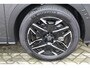 Peugeot 5008 1.2 Hybrid 145 GT | 2 stoelen op derde rij | Achterbank in delen neerklapbaar | Achterbank verstelbaar