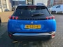 Peugeot e-2008 EV GT Pack 50 kWh 3 Fase | Schuif-/Kanteldak | Alcantara | Stoelverwarming | Adaptive Cruise | Dodehoek-Detectie | Achteruitrijcamera | !!