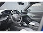 Peugeot e-2008 EV GT Pack 50 kWh 3 Fase 92%SOH! | Schuif-/Kanteldak | Alcantara | Stoelverwarming | Adaptive Cruise | Dodehoek-Detectie | Achteruitrijcamera | !!