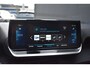 Peugeot e-2008 EV GT Pack 50 kWh 3 Fase 92%SOH! | Schuif-/Kanteldak | Alcantara | Stoelverwarming | Adaptive Cruise | Dodehoek-Detectie | Achteruitrijcamera | !!