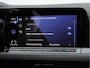 Volkswagen Golf 1.5 eTSI R-Line Business | Panorama dak | Adaptief onderstel | Head-up display | Black-style | NL-auto | 1e eigenaar |
