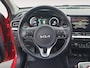 Kia e-Niro DynamicPlusLine 64 kWh | Stoel en stuurverwarming | Navigatie | Camera | Adaptieve cruise control | Schuifdak | Apple Carplay / Android Auto | Parkeersensoren voor en achter |