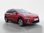 Kia e-Niro DynamicPlusLine 64 kWh | Stoel en stuurverwarming | Navigatie | Camera | Adaptieve cruise control | Schuifdak | Apple Carplay / Android Auto | Parkeersensoren voor en achter |