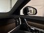 Volvo V90 T6 AWD Recharge Inscription MY22 | Schuifdak | 360° Camera | Head-Up Display | Harman Kardon | Adaptieve Cruise Control | Stoel en Stuurwielverwarming | Full LED Meesturende koplampen | Pilot Assist | BLIS Dode Hoek Detectie | Elektrische voorstoelen geheugen | Tailored Wool blend interieur met contour stoelen* | Zitting verlenging voorstoelen | Lederen dashboard | 18 Inch | Google Infotainment | Keyless Drive | Parkeersensoren voor+achter | Elektrisch bedienbare achterklep | Geïntegreerde kinderzitjes achterin | Geïntegreerde zongordijnen achterportieren | Verlichte instaplijsten | DAB Radio | Apple Carplay/Android Auto | Volvo On Call met mobiele App functie |